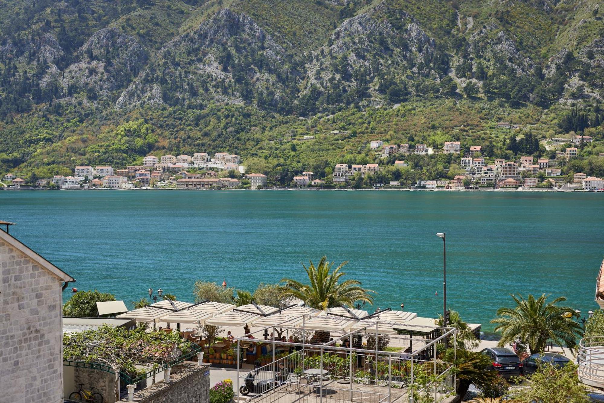 Apartment Mrsulja Kotor Bagian luar foto