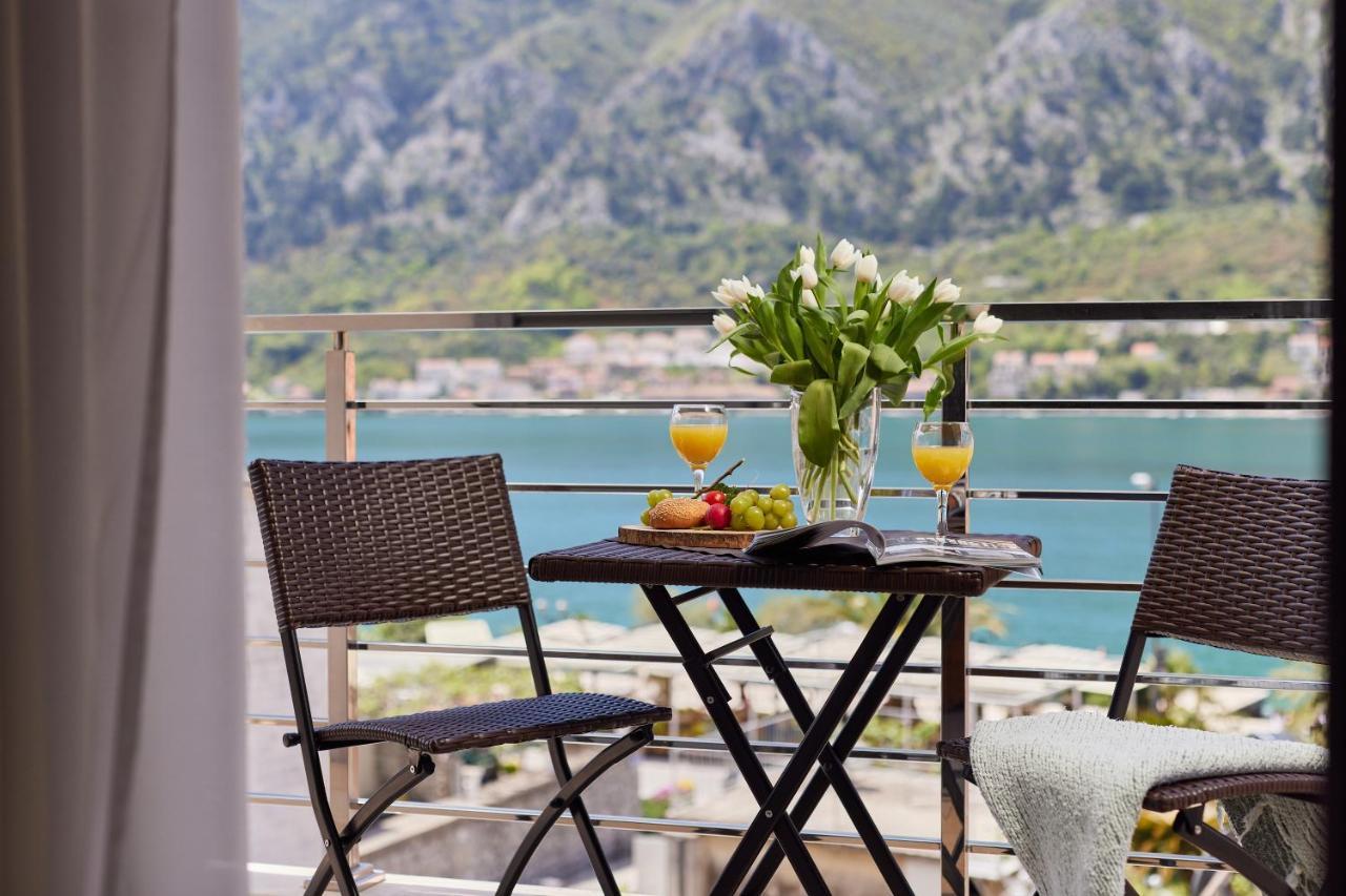 Apartment Mrsulja Kotor Bagian luar foto
