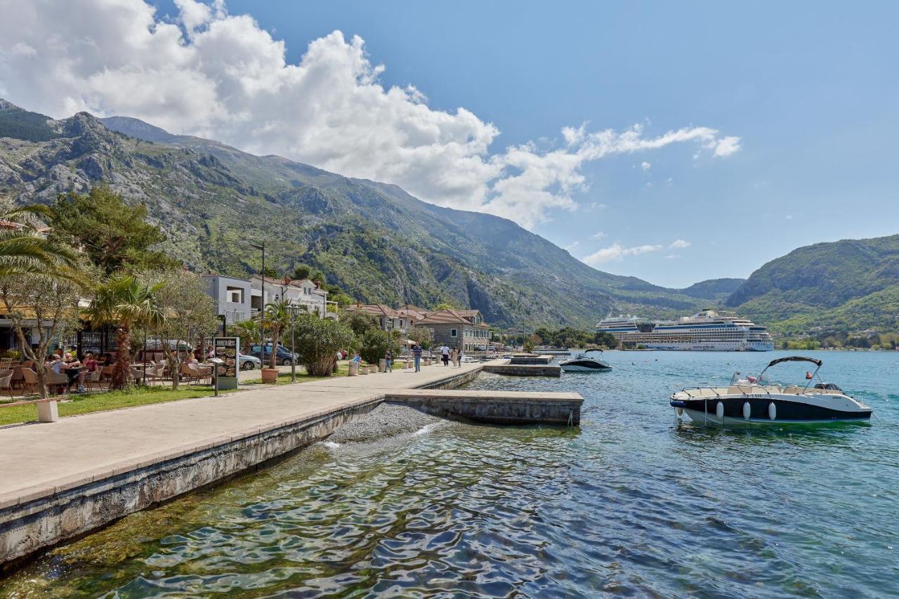 Apartment Mrsulja Kotor Bagian luar foto